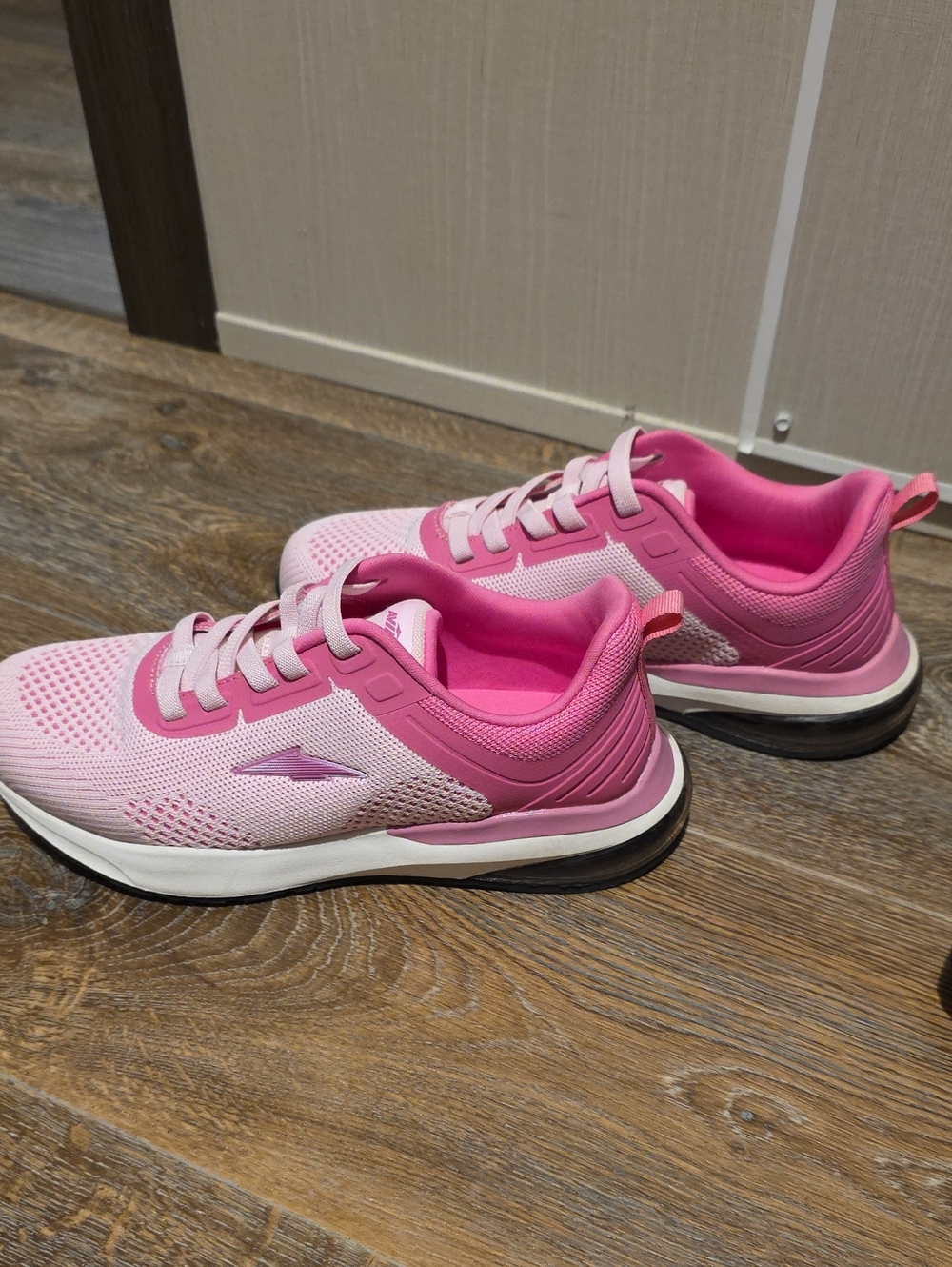 Girls Avia Pink Lightweight Running Sneakers Size 5